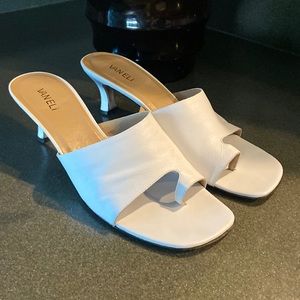 Vaneli Muse Sandals